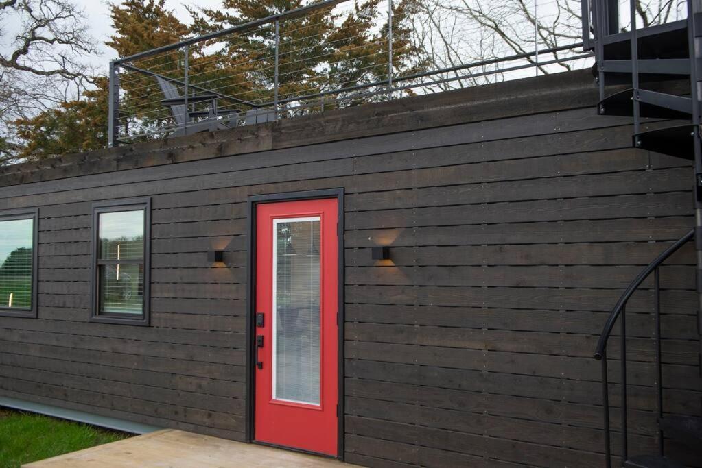 The Merlot House-Container Home 12 Min To Magnolia Bellmead Екстер'єр фото